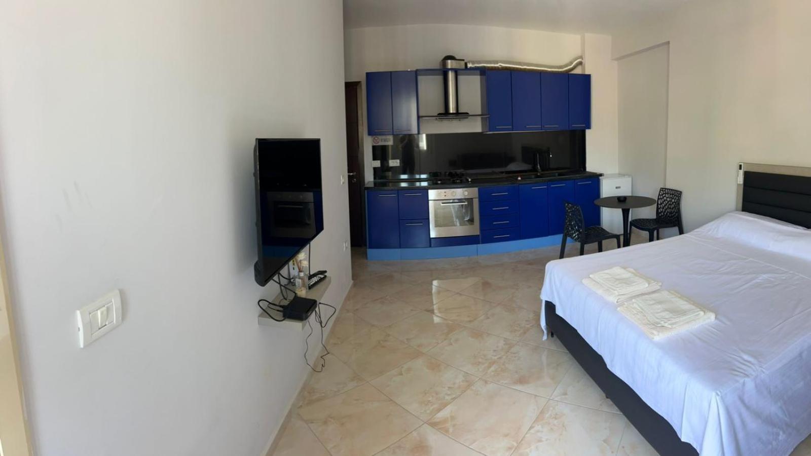 Cozy Apartments Near The Sea Влёра Экстерьер фото